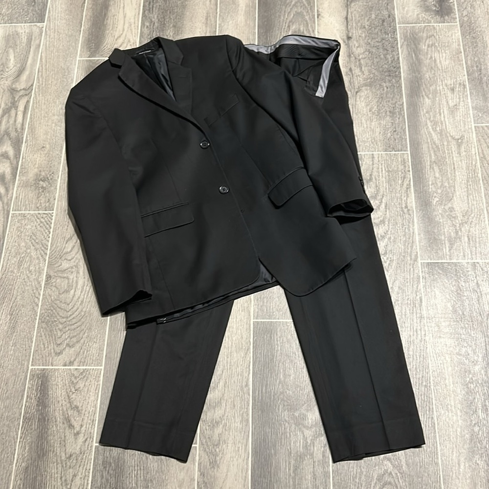 Black Youth Suit - Size 18